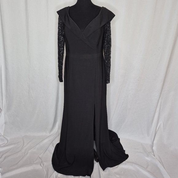 Xscape Off The Shoulder Sweetheart Neckline Lacey Sleeve Formal Dress - Size 16 - Picture 3 of 16